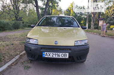 Хэтчбек Fiat Punto 2003 в Черновцах