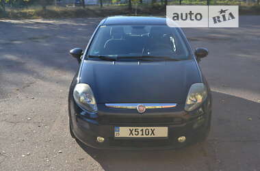 Хэтчбек Fiat Punto 2011 в Чернигове