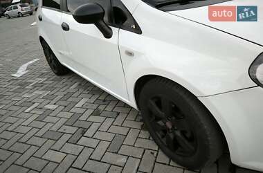 Хэтчбек Fiat Punto 2014 в 