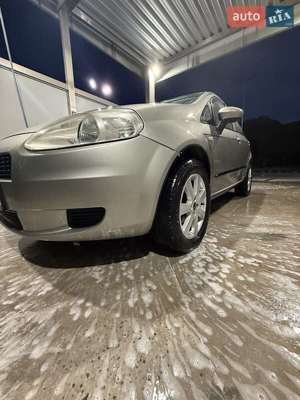 Хэтчбек Fiat Punto 2007 в Хмельницком