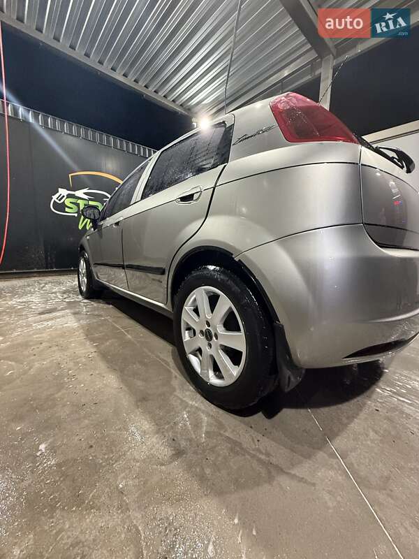 Хэтчбек Fiat Punto 2007 в Хмельницком