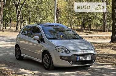 Хэтчбек Fiat Punto 2010 в Кропивницком