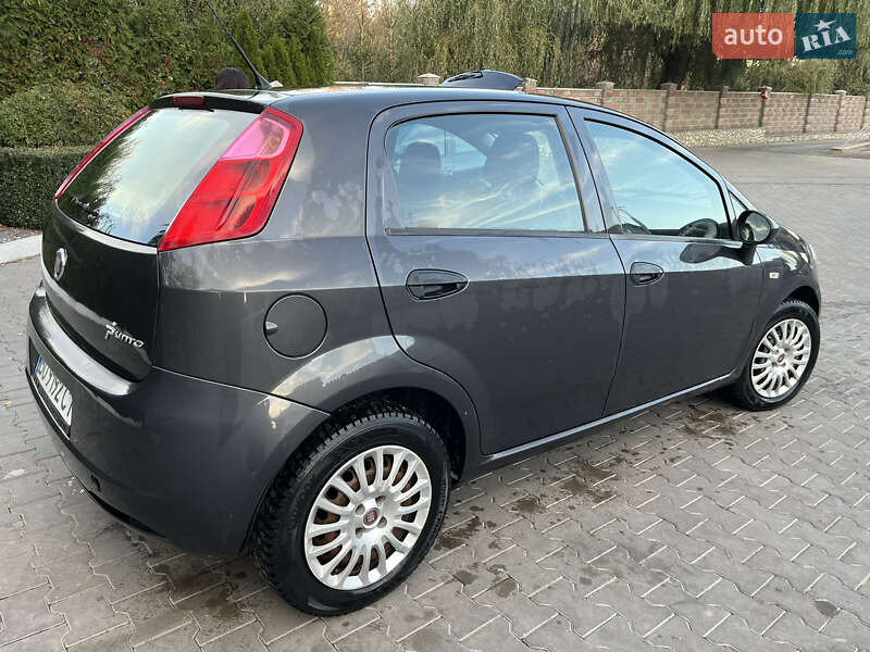 Хетчбек Fiat Punto 2011 в Підволочиську