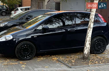 Хэтчбек Fiat Punto 2011 в Днепре