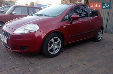 Хэтчбек Fiat Punto 2008 в Умани