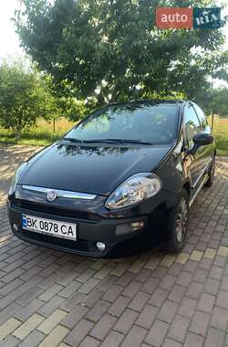 Хетчбек Fiat Punto 2010 в Рівному