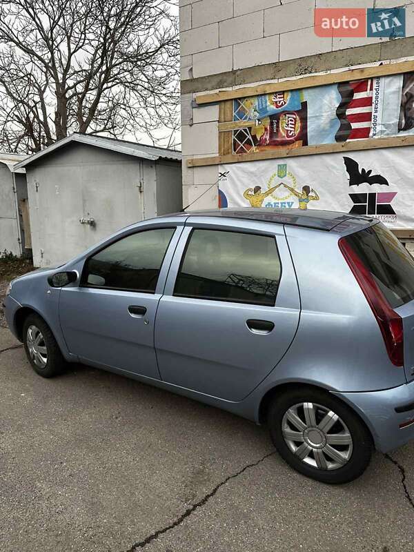Хэтчбек Fiat Punto 2010 в Одессе фото 3 Хэтчбек Fiat Punto 2010 в Одессе