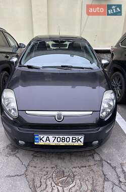 Хетчбек Fiat Punto 2010 в Києві