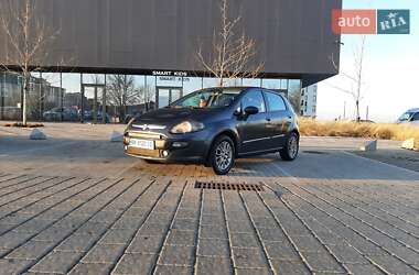 Хетчбек Fiat Punto 2011 в Рівному