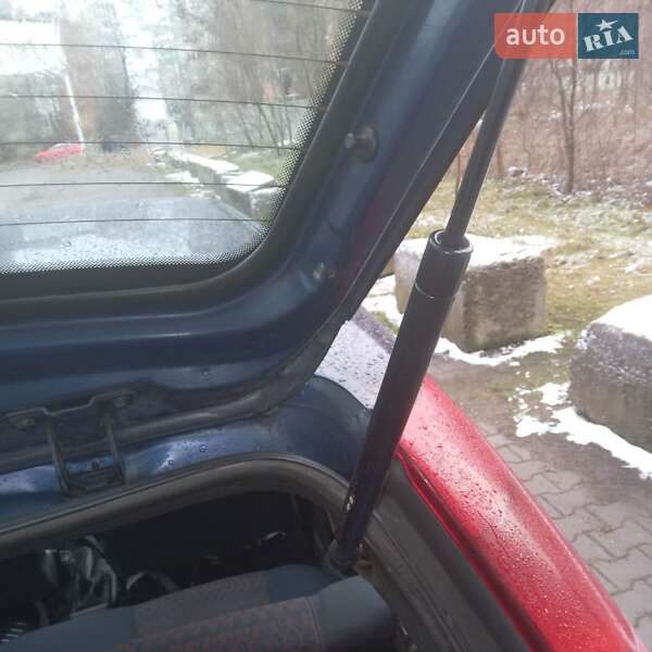 Хетчбек Fiat Punto 1997 в Чернівцях фото 49 Хетчбек Fiat Punto 1997 в Чернівцях