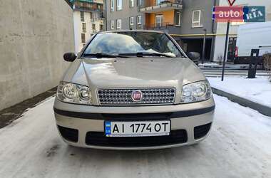 Хетчбек Fiat Punto 2011 в Львові