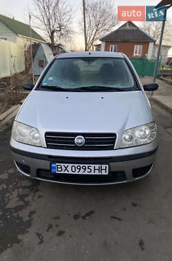 Хэтчбек Fiat Punto 2004 в Хмельницком