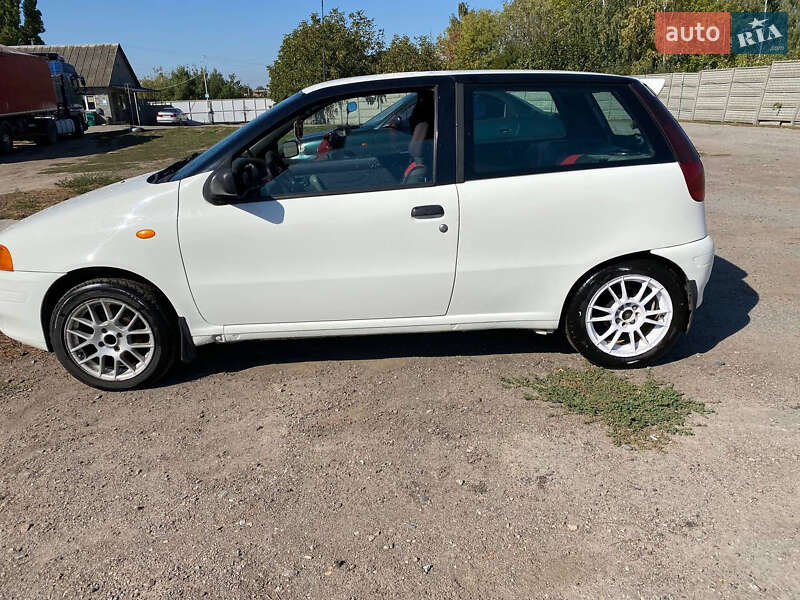 Хэтчбек Fiat Punto 1997 в Белой Церкви