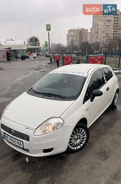 Хэтчбек Fiat Punto 2009 в Киеве