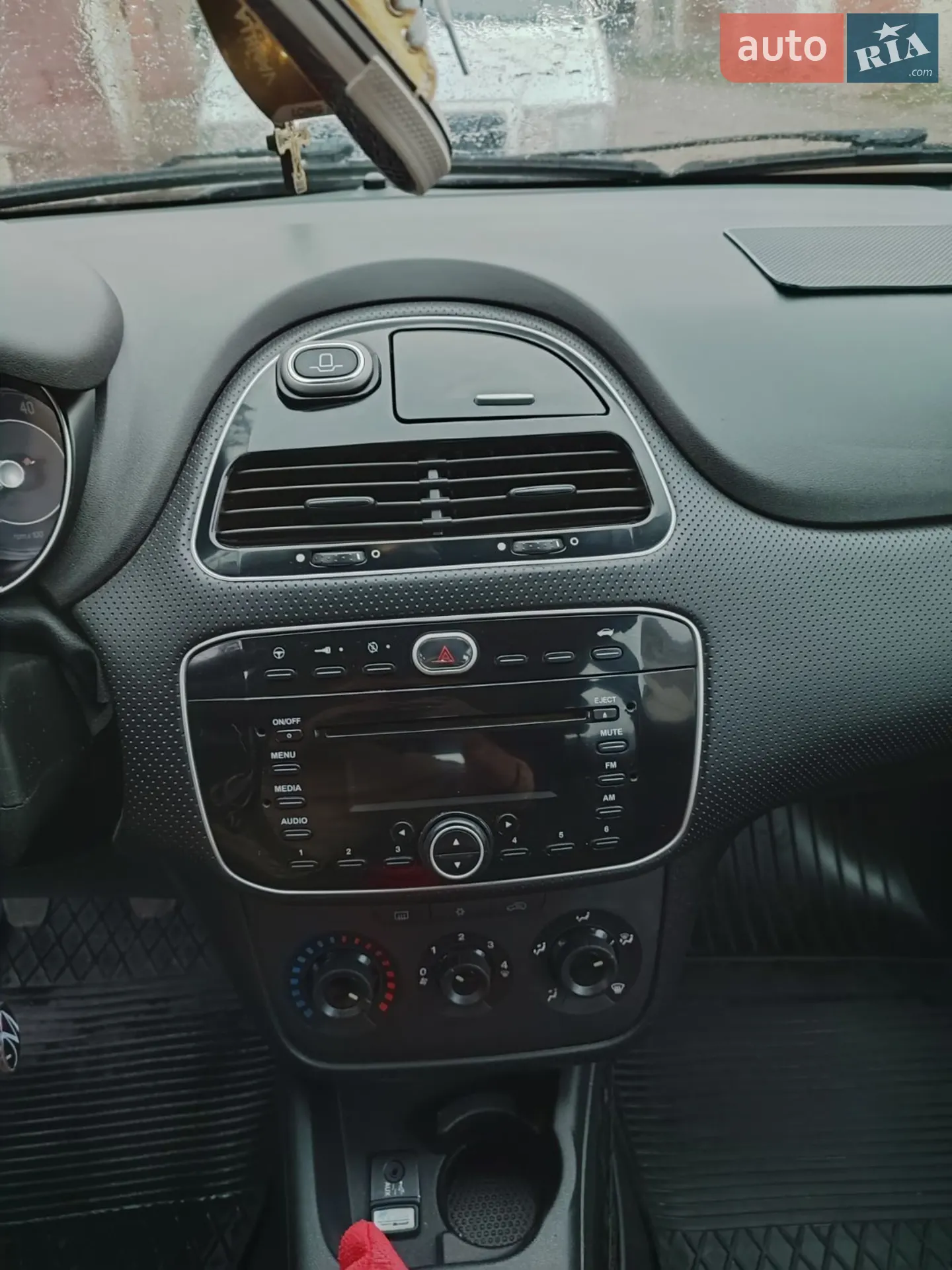2011 Fiat Punto - мініатюра 10