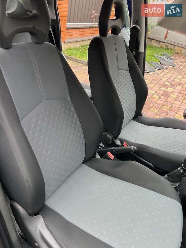 Хэтчбек Fiat Punto 2007 в Луцке