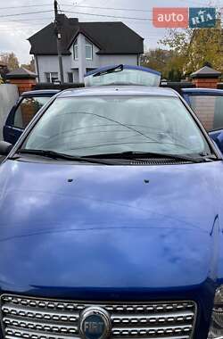 Хэтчбек Fiat Punto 2007 в 