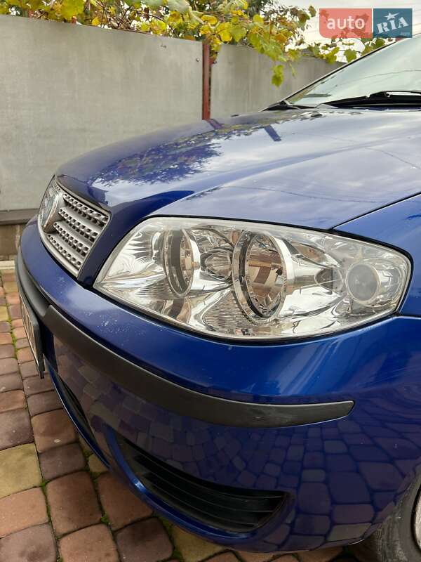 Хэтчбек Fiat Punto 2007 в Луцке