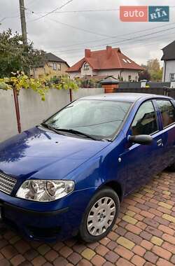 Хэтчбек Fiat Punto 2007 в 