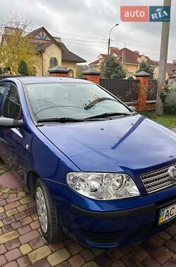 Хэтчбек Fiat Punto 2007 в 