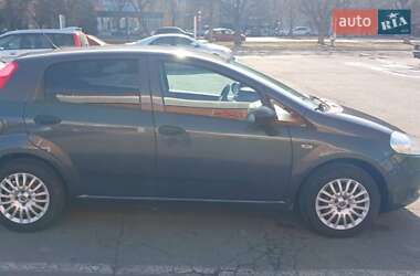 Хэтчбек Fiat Punto 2009 в Киеве