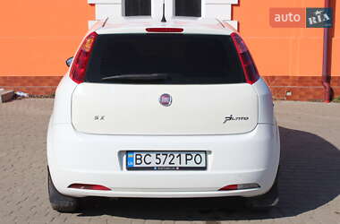 Хэтчбек Fiat Punto 2009 в Жовкве