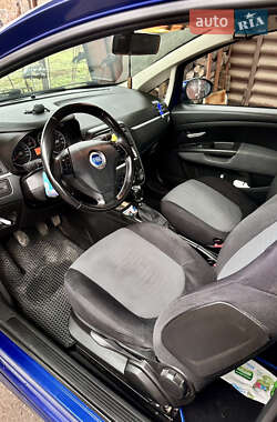 Хэтчбек Fiat Punto 2007 в 