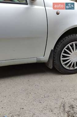 Хэтчбек Fiat Punto 2007 в 