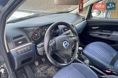 Хэтчбек Fiat Punto 2007 в 