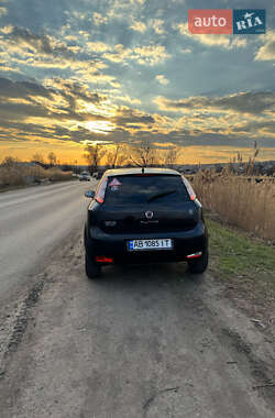 Хэтчбек Fiat Punto 2012 в Ямполе