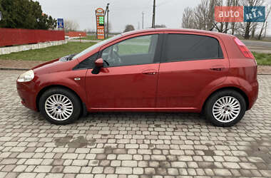 Хэтчбек Fiat Punto 2008 в 