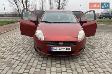 Хэтчбек Fiat Punto 2008 в 