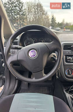Хэтчбек Fiat Punto 2008 в 