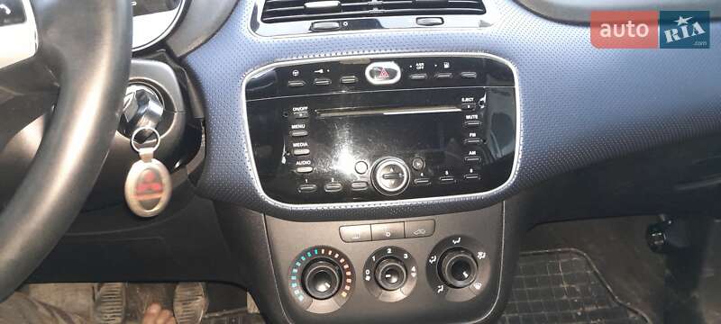 Хэтчбек Fiat Punto 2010 в Бурштыне фото 17 Хэтчбек Fiat Punto 2010 в Бурштыне