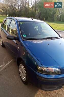 Хетчбек Fiat Punto 2001 в 