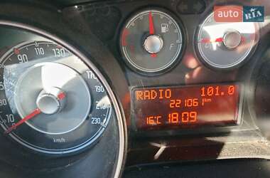 Хетчбек Fiat Punto 2011 в 