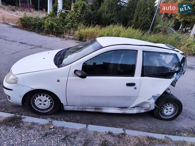 Хэтчбек Fiat Punto 2003 в Харькове