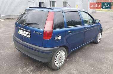 Хетчбек Fiat Punto 1999 в 