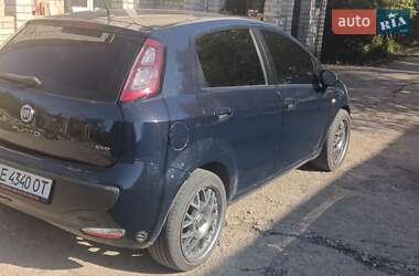 Хетчбек Fiat Punto 2011 в 
