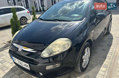 Хэтчбек Fiat Punto 2010 в Ивано-Франковске