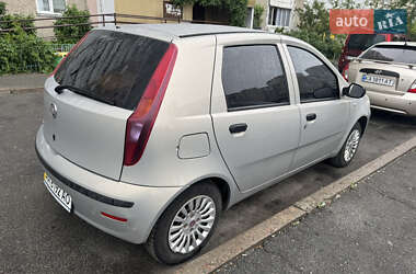 Хетчбек Fiat Punto 2011 в 