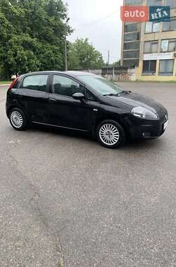 Хэтчбек Fiat Punto 2007 в 