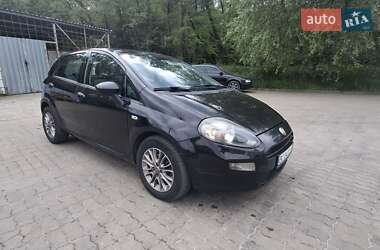 Хетчбек Fiat Punto 2012 в 