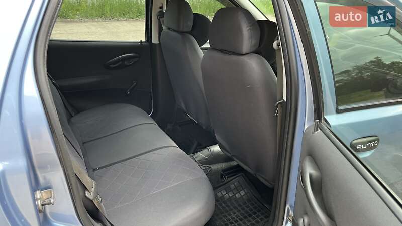 Хэтчбек Fiat Punto 2007 в Первомайске