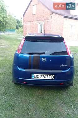 Хэтчбек Fiat Punto 2006 в 
