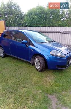 Хэтчбек Fiat Punto 2006 в Радехове
