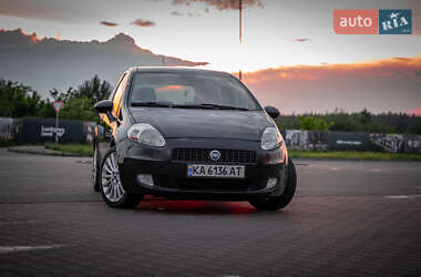 Хэтчбек Fiat Punto 2006 в 