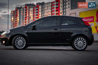 Хэтчбек Fiat Punto 2006 в 