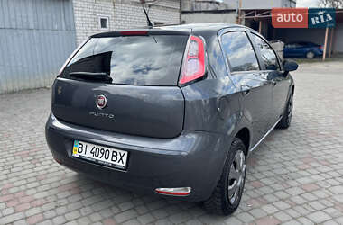 Хэтчбек Fiat Punto 2013 в 