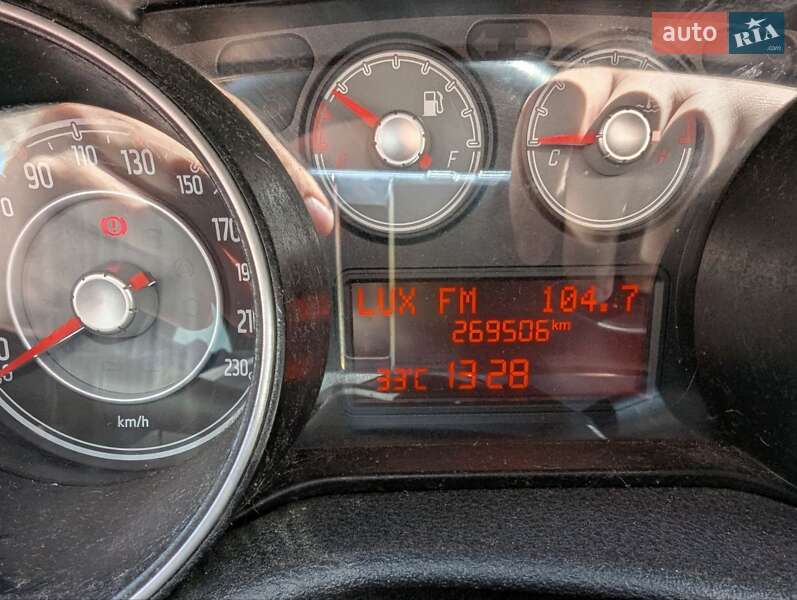 Хэтчбек Fiat Punto 2011 в Львове фото 12 Хэтчбек Fiat Punto 2011 в Львове